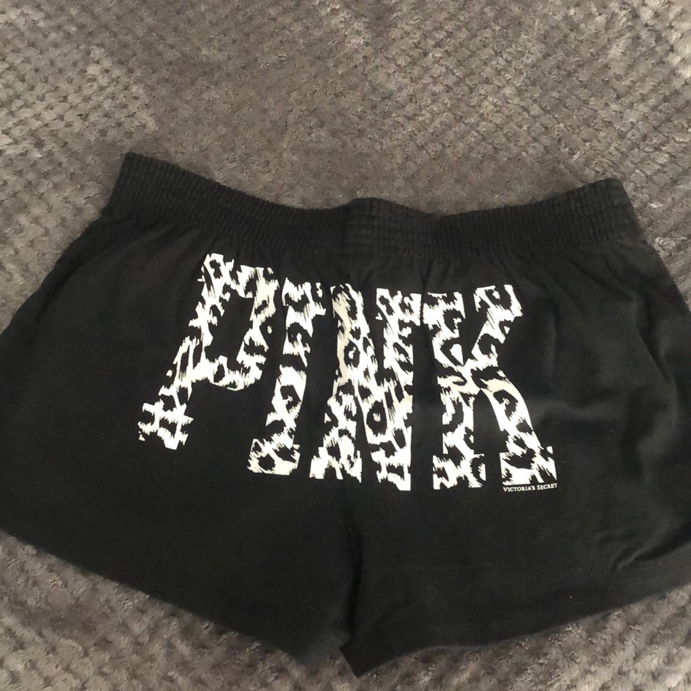 VS Pink shorts. Size XS. Never worn - Picture 1 of 3